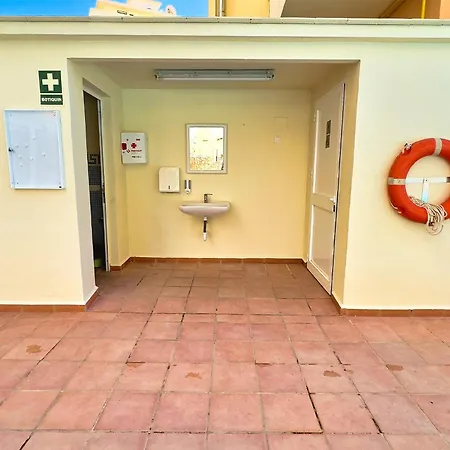 Great On The Beachfront In The Center Of Apartment *