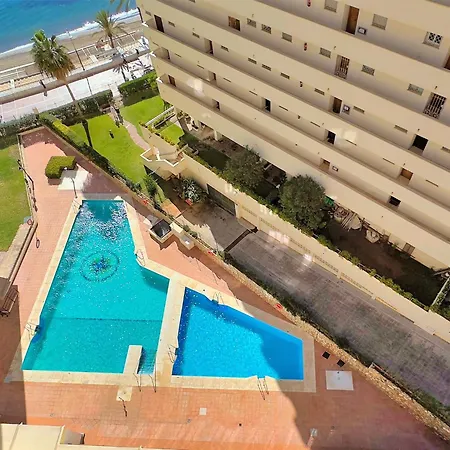 Great On The Beachfront In The Center Of Apartment