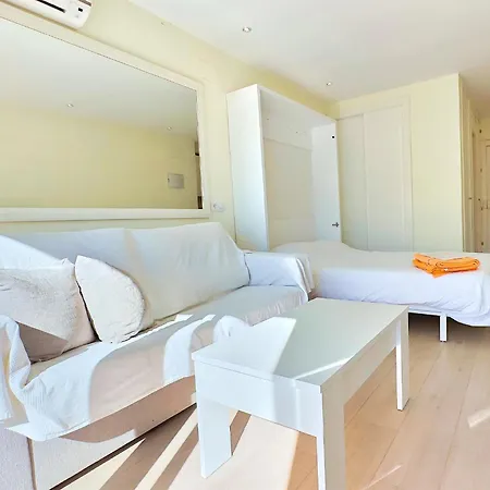 Great On The Beachfront In The Center Of Apartment